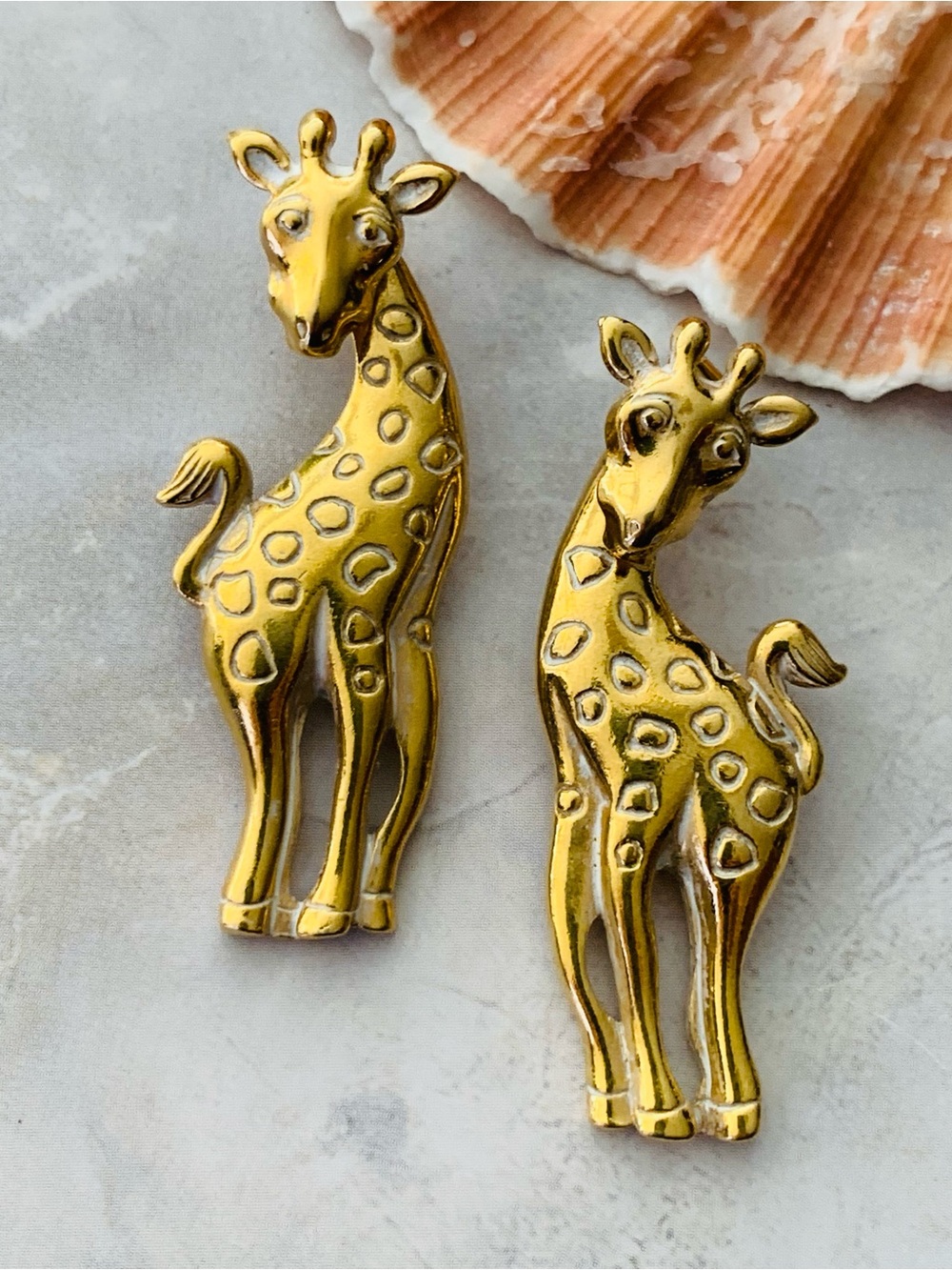 Avon Golden Giraffe Drop Earrings Vintage